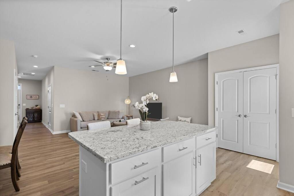 Beau Coast Getaway Villa Beaufort Bagian luar foto