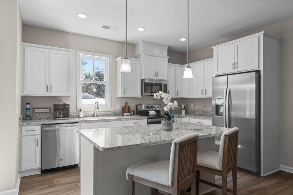 Beau Coast Getaway Villa Beaufort Bagian luar foto