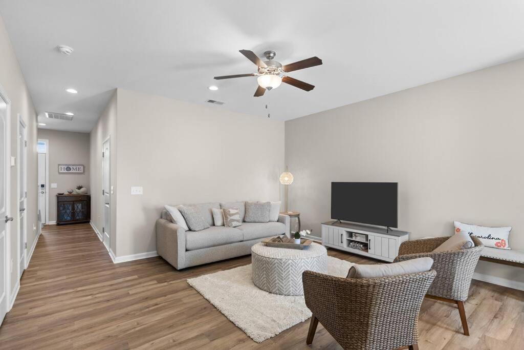 Beau Coast Getaway Villa Beaufort Bagian luar foto