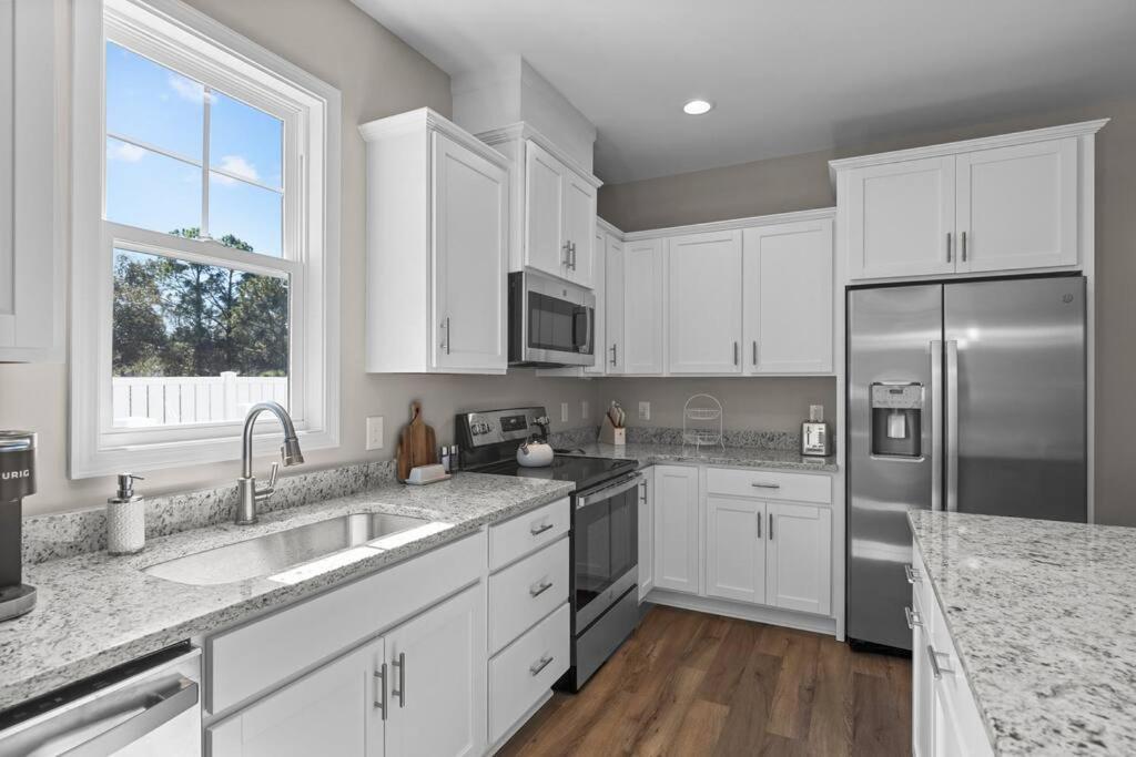 Beau Coast Getaway Villa Beaufort Bagian luar foto