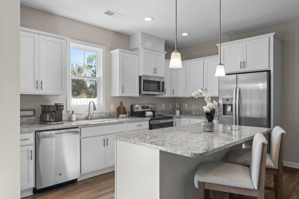 Beau Coast Getaway Villa Beaufort Bagian luar foto